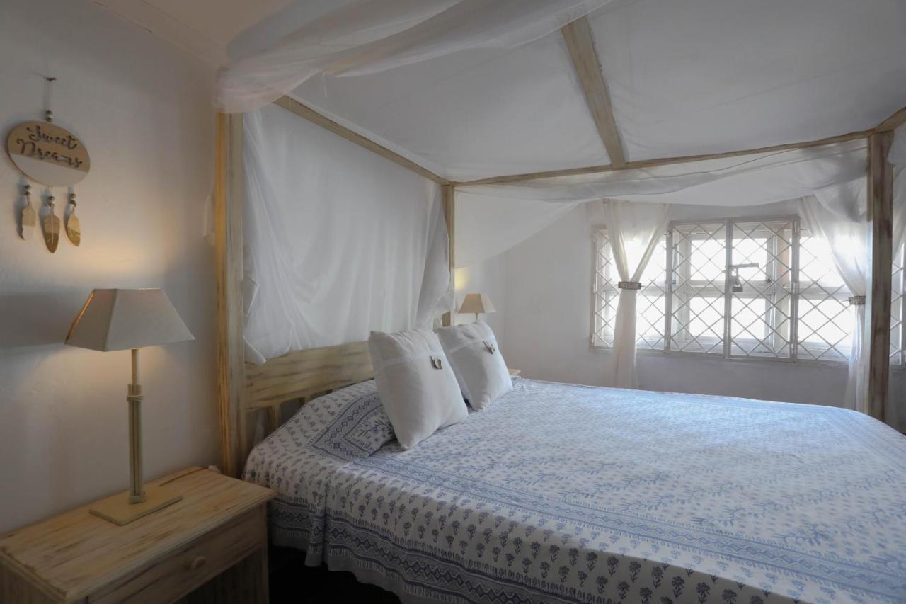 Ocean Sports Resort Watamu Exterior photo